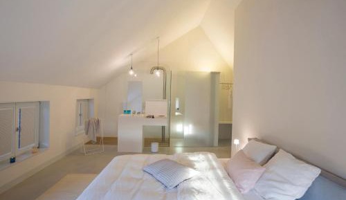 Deluxe Double Room with Shower