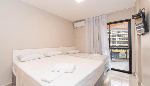 Two-Bedroom Deluxe Apartment with Balcony