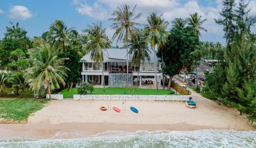 Villa - Beach Front