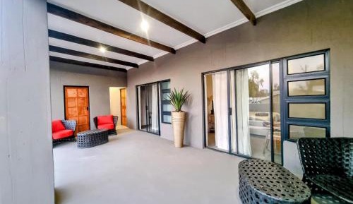 Deluxe Double Room with Shower