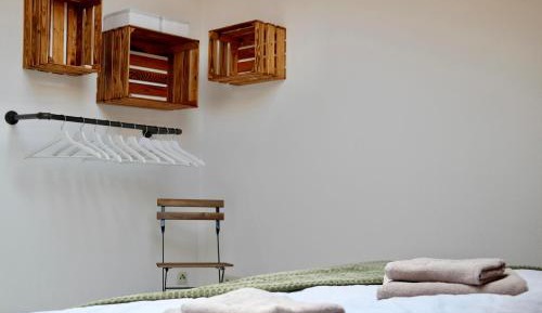 Apartment with Bathroom