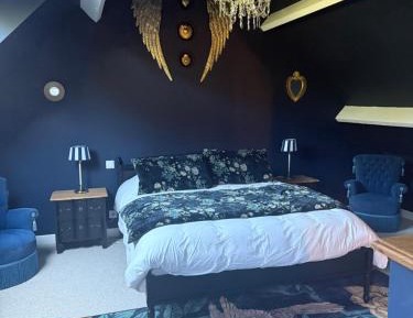 Deluxe Double Room with Bath