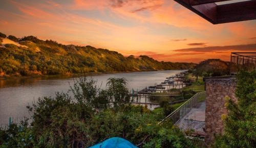 Superior Suite with Balcony and River View - King