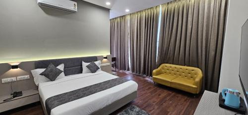 Suite with City View