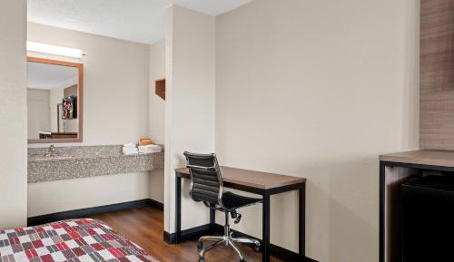 Deluxe Room with Two Queen Beds Non-Smoking