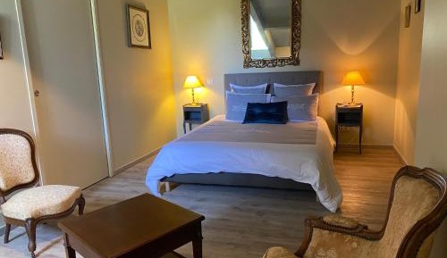 Double Room with Private Bathroom