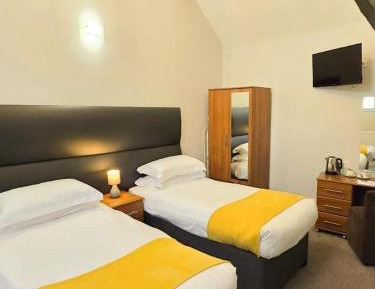 Small Twin Room