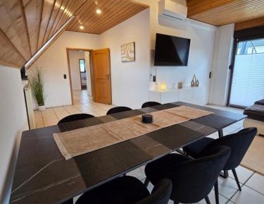 Three-Bedroom Apartment with Balcony