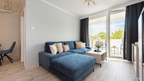 One-Bedroom Apartment with Pool View