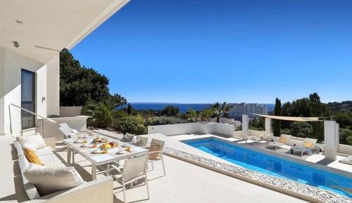 Villa with Sea View