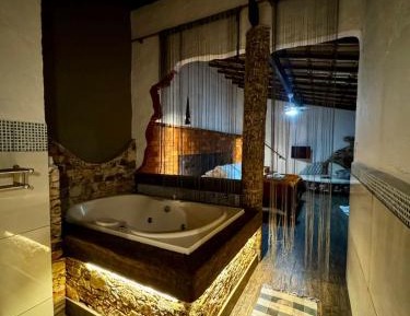 King Room with Spa Bath