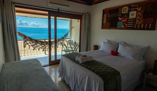 Quarto Triplo Varanda e Vista Mar