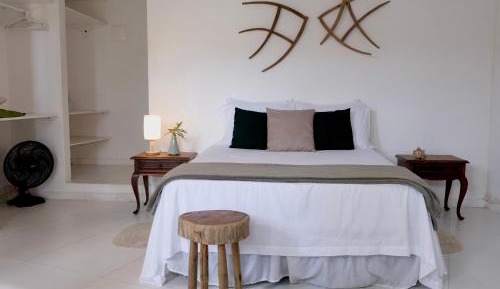 Double or Twin Room with Side Sea View