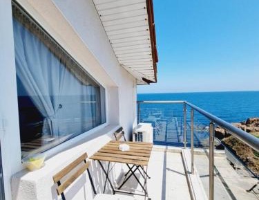 Deluxe Triple Room with Sea View