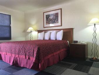 King Room - Non-Smoking