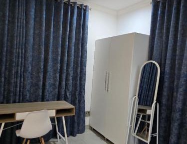 Comfort Queen Room