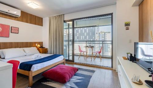 Apartment with City View