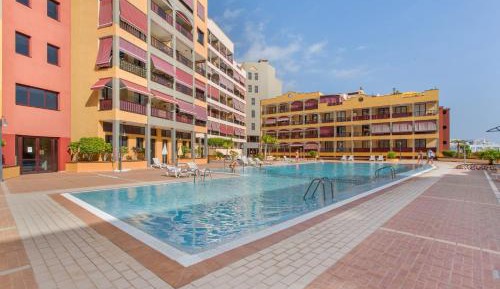 Superior One-Bedroom Apartment with Balcony