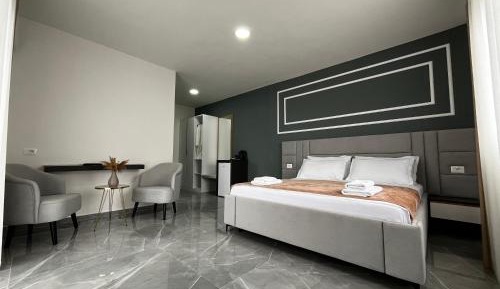 Large Double Room