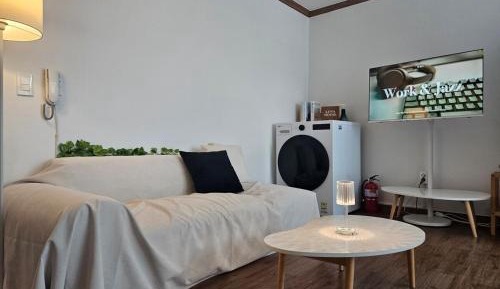 Two-Bedroom Apartment with City View