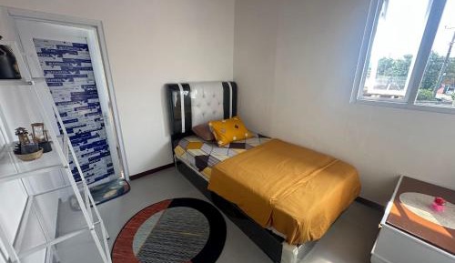 Single Room with Bathroom