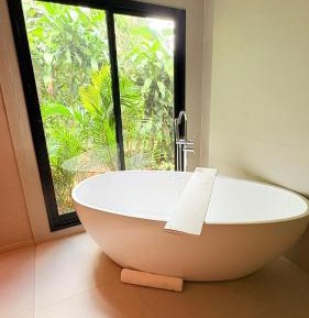 Deluxe Double Room with Bath