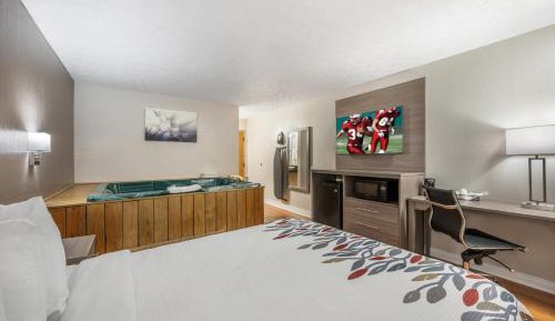  Superior Queen Room with Spa Bath Non-Smoking