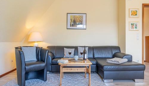 One-Bedroom Apartment with Balcony