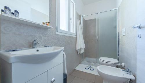 Double Room with Balcony and Sea View