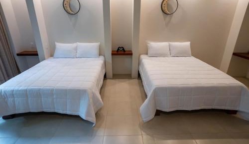 Room #1305461808
