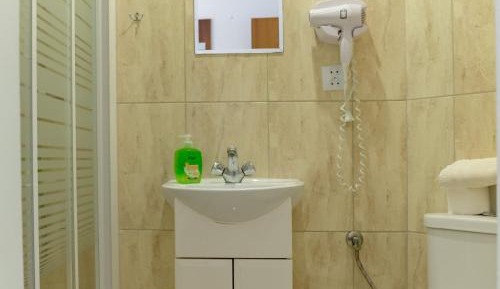 Single Room with Private Bathroom