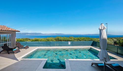 Villa with Sea View