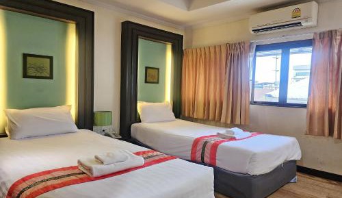 Deluxe Twin Room