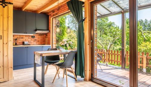 Apartment with Garden View