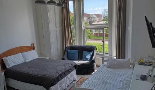 Triple Room with Bathroom