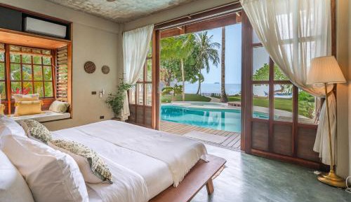 Villa - Beach Front