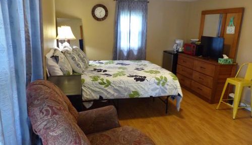 One-Bedroom House