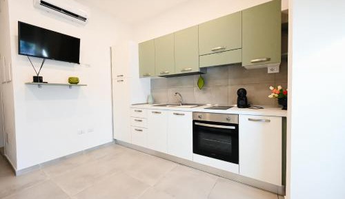 One-Bedroom Apartment with Terrace