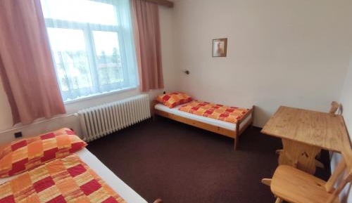 Standard Twin Room with Garden View