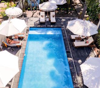 Cottage with Garden View