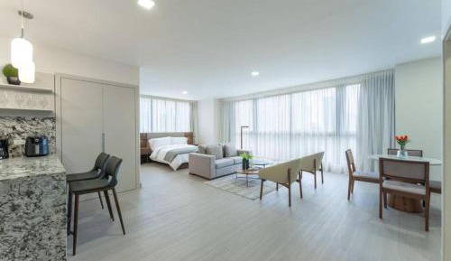 One-Bedroom Apartment