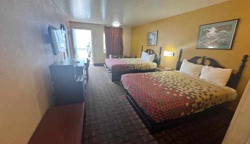 Queen Room