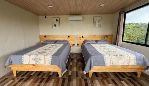 Quadruple Room with Lake View