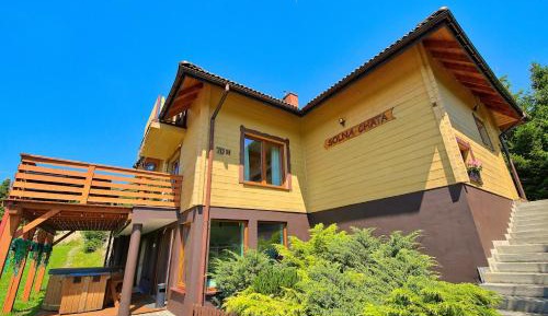 Six-Bedroom House