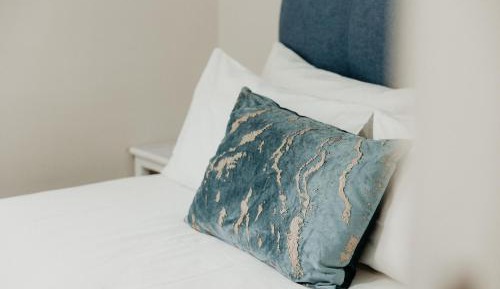 One-Bedroom Standard Apartment