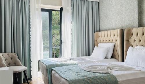 Standard Twin Room with Sea View