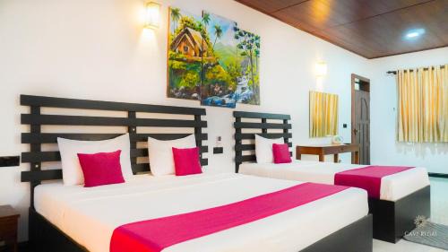 Triple Room with Balcony