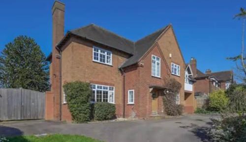 Seven-Bedroom House