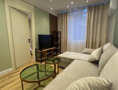 One-Bedroom Deluxe Apartment