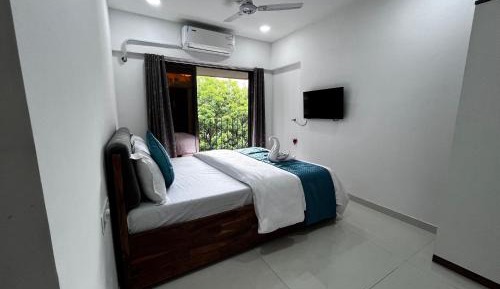 Double Room with Private Bathroom